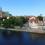 Jasny Z Widokiem Na Kolobrzeska Katedre Apartman