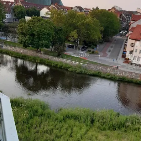 Jasny Z Widokiem Na Kolobrzeska Katedre Apartman *